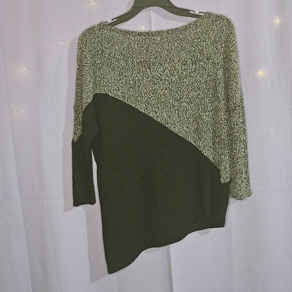 Moa Moa, Black, White , Top, Size: M - Picture 2 of 3